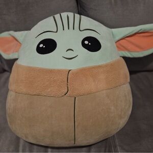 20” Star Wars The Child Grogu Baby Yoda Squishmallows Giant Plush.